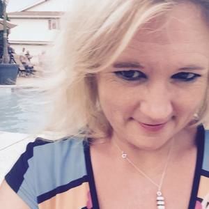 Meet your Posher, Stacy